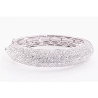 15.00ct Diamond Bangle 46.7g