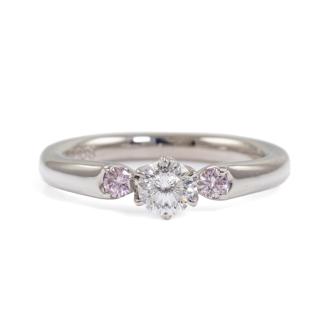 Trilogy Ring with Argyle Origin Purplish Pinks