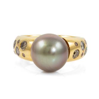 11.7mm Tahitian Pearl and Diamond Ring